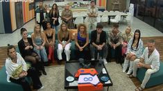 La casa de Gran Hermano se vio muy sorprendida con el repentino abandono. La casa de Gran Hermano se vio muy sorprendida con el repentino abandono.