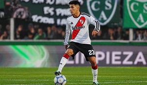 Thiago Almada durante el partido de River frente a Sarmiento.&nbsp;