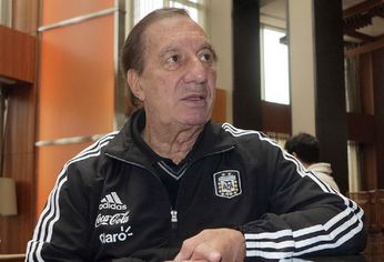 El entrenador dirigió a la Selección entre 1983 y 1990.