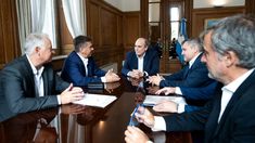 Francos encabezó una reunión con el gobernador de Chaco, Leandro Zdero, y su comitiva.&nbsp;