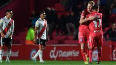 Luciano Gondou, autor de dos goles para Argentinos, festeja el triunfo contra River. Luciano Gondou, autor de dos goles para Argentinos, festeja el triunfo contra River.