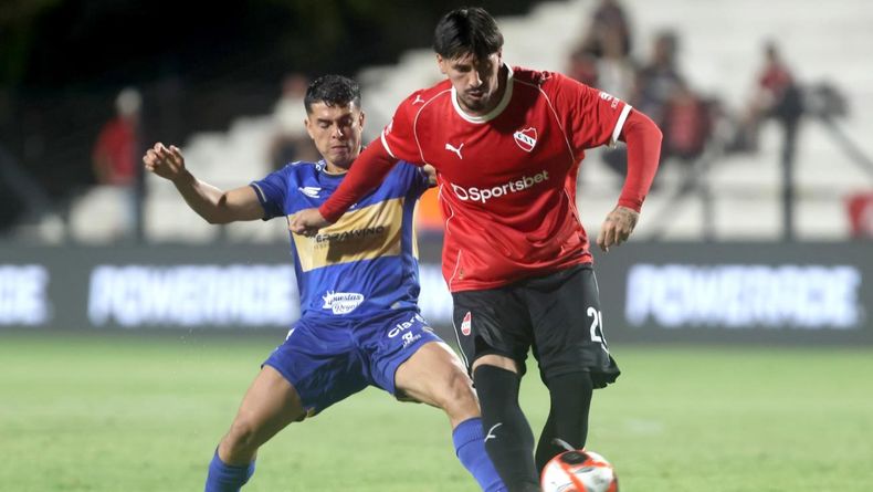Kevin Lom&oacute;naco, titular en Independiente.