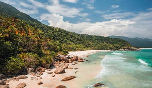 Este destino cuenta con más de 100 playas para conocer.