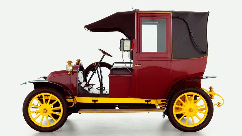 Renault Tipo AG1, primer taxi de Paris.