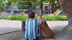 La adopción de una mascota es un acto de amor y responsabilidad en familia. La adopción de una mascota es un acto de amor y responsabilidad en familia.