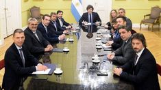 Los diputados se reunieron con Milei y luego lo apoyaron en el recinto.