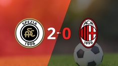 spezia marco dos veces en la victoria ante milan en el estadio orogel stadium - dino manuzzi