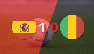 con lo justo, espana vencio a mali 1 a 0 en el estadio estadio de manahan con lo justo, espana vencio a mali 1 a 0 en el estadio estadio de manahan