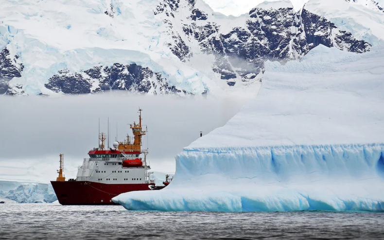 Rusia halló petróleo en la Antártida y se inició la polémica en el Derecho Público Internacional.