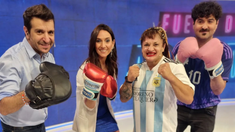 Locomotora Oliveras en C5N con los conductores de Fuera de Agenda. Locomotora Oliveras en C5N con los conductores de Fuera de Agenda.