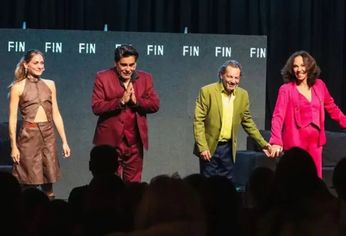 Ernestina Pais en la obra de teatro que rprotagonizaba con Palomino, Vena y Gaetni.