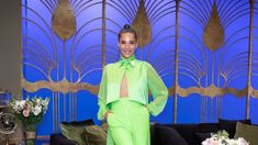 Con un look particular, la actriz estrenó el renovado programa. Con un look particular, la actriz estrenó el renovado programa.