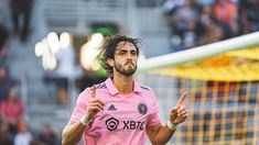 Leonardo Campana. Leonardo Campana.