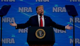 El ex presidente de EEUU, Donald Trump en la conferencia anual de la Asociación Nacional del Rifle.