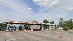 El Gobierno promueve la concesión vial al sector privado, con obras a cambio del derecho a cobrar peajes.