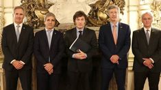 Pablo Quirno, Luis Caputo, Santiago Bausili y Joaquín Cottani (renunció el pasado junio), el equipo económico de Javier Milei. Pablo Quirno, Luis Caputo, Santiago Bausili y Joaquín Cottani (renunció el pasado junio), el equipo económico de Javier Milei.