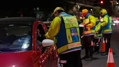En los controles se realiza una verificación de la documentación en la que se debe acreditar la licencia de conducir, la cédula verde y el seguro del vehículo además de la alcholemia.&nbsp;