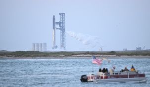 SpaceX intentará lanzar este jueves el cohete más grande del mundo a la Luna y Marte