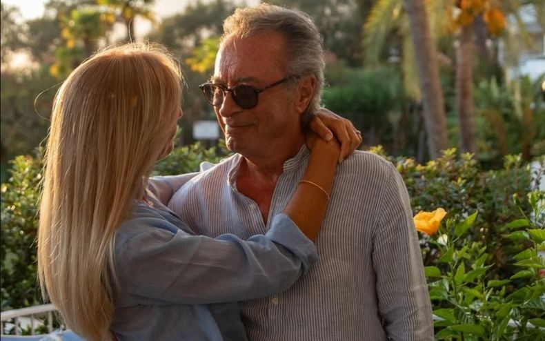 Así es la casa que comparten el actor y la escritora en España.