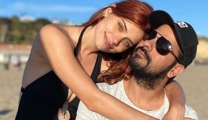 En 2018, el compositor comenzó una relación con la actriz y modelo Eva de Dominici.