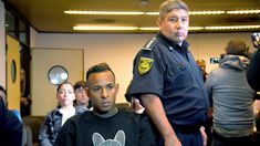 Sebastián Villa fue denunciado por dos exparejas. Por una de ellas fue condenado a dos años Sebastián Villa fue denunciado por dos exparejas. Por una de ellas fue condenado a dos años