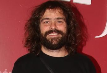 Peter Lanzani envió un pedido de ayuda.