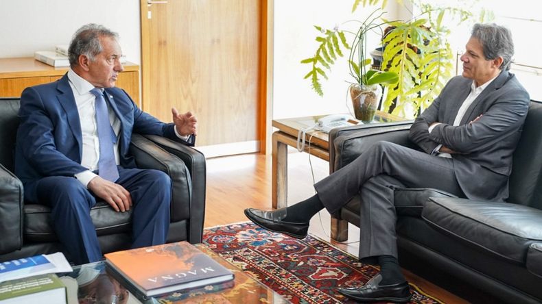 El encuentro entre Scioli y Haddad se efectuó este martes