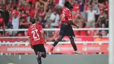 La Pantera Turbo Angulo, una de las figuras del Rojo, metió un golazo en el ST. La Pantera Turbo Angulo, una de las figuras del Rojo, metió un golazo en el ST.