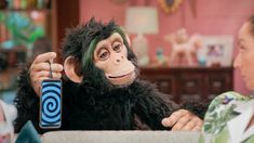 El personaje fue creado con técnicas combinadas de títere con manipulación directa en conjunto con animatrónica. El personaje fue creado con técnicas combinadas de títere con manipulación directa en conjunto con animatrónica.