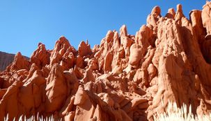 Las Cuevas de Acsibi son un imperdible destino en el norte argentino.