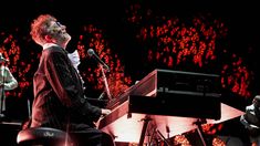 Fito Páez revolucionó al Movistar Arena. Fito Páez revolucionó al Movistar Arena.