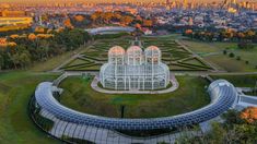 Curitiba se convirtió en una oportunidad única para disfrutar Brasil en un entorno más accesible y manejable. Curitiba se convirtió en una oportunidad única para disfrutar Brasil en un entorno más accesible y manejable.