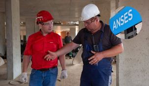 Volver al Trabajo es compatible con otras prestaciones de ANSES. Volver al Trabajo es compatible con otras prestaciones de ANSES.