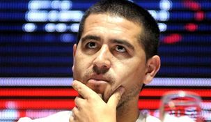 Riquelme piensa en armar una super delantera en Boca.&nbsp;