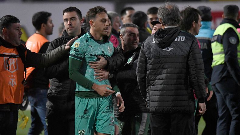 Nahuel Gallardo apuntó contra Darío Benedetto y reveló internas del plantel de Boca.