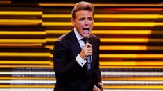 Luis Miguel vuelve una vez más a Argentina tras sus shows en el Movistar Arena. Luis Miguel vuelve una vez más a Argentina tras sus shows en el Movistar Arena.