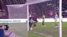 Bou y Unsain se molestaron y ninguno rechazó. Bou y Unsain se molestaron y ninguno rechazó.