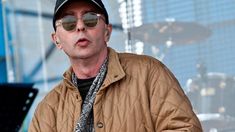 El Indio Solari dejó un mensaje por la cuarentena El Indio Solari dejó un mensaje por la cuarentena