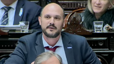 Santiago Santurio se cruzó con Aldo Leiva en pleno debate. Santiago Santurio se cruzó con Aldo Leiva en pleno debate.
