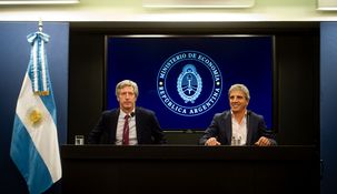 Santiago Bausili, titular del BCRA y Luis Caputo, ministro de Economía. Santiago Bausili, titular del BCRA y Luis Caputo, ministro de Economía.