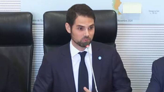 Ian Sielecki hizo notar el error en el mapa sobre las Islas Malvinas en Francia.