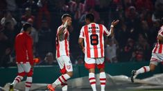 La Gloria se trepó a lo más alto de la tabla. La Gloria se trepó a lo más alto de la tabla.