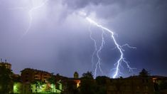 La alerta meteorológica rige para las provincias de Salta y Jujuy. La alerta meteorológica rige para las provincias de Salta y Jujuy.