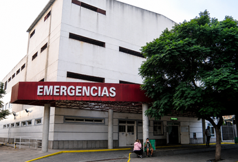 El Hospital Municipal de Bahía Blanca donde fue internado el bebé. El Hospital Municipal de Bahía Blanca donde fue internado el bebé.