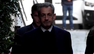 Nicolas Sarkozy salió de su casa junto a su esposa, Carla Bruni, para ir a la cárcel.