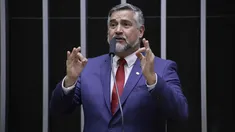 Paulo Pimienta se refirió al intento de golpe en Brasil y opinó sobre Lula y Bolsonaro. Paulo Pimienta se refirió al intento de golpe en Brasil y opinó sobre Lula y Bolsonaro.