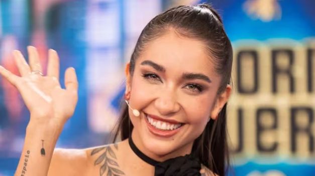 María Becerra sorprendió con su cambio de look de cara a sus próximas presentaciones.