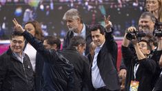 Wado de Pedro estuvo en el escenario junto a Cristina. Wado de Pedro estuvo en el escenario junto a Cristina.