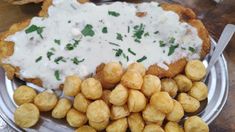 Este es el bodegón de Buenos Aires ideal para disfrutar de una sabrosa milanesa con papas. Este es el bodegón de Buenos Aires ideal para disfrutar de una sabrosa milanesa con papas.