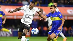 Raúl Gustavo, del Timao, y Salvio, del Xeneize. Raúl Gustavo, del Timao, y Salvio, del Xeneize.